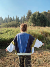 Load image into Gallery viewer, STARBURST ZIP UP - blue