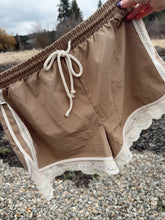 Load image into Gallery viewer, lace &amp; leisure shorts - toffee