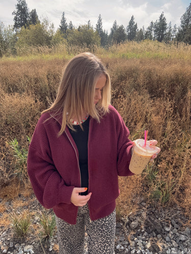CHAI ZIP UP - MAROON