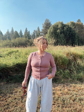 Load image into Gallery viewer, RIBBED BUTTON DOWN LONG SLEEVE - mauve