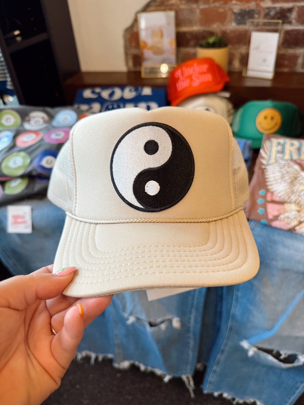 Yin Yang ☯️ Trucker