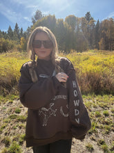 Load image into Gallery viewer, lucky horse mockneck