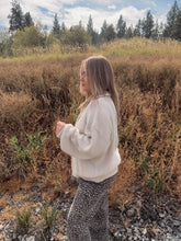 Load image into Gallery viewer, CHAI ZIP UP - BEIGE