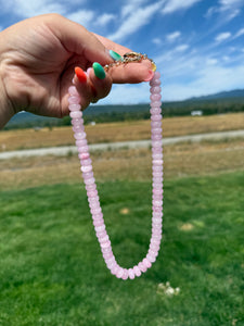 ROSE QUATZ GEM NECKLACE