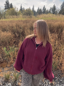 CHAI ZIP UP - MAROON