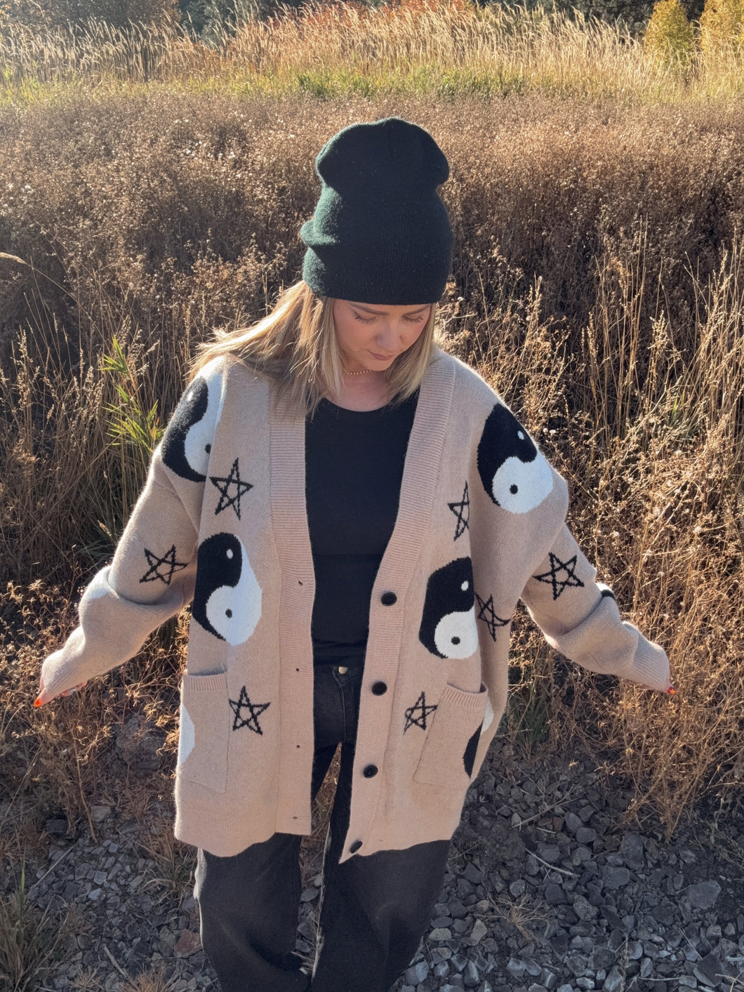 YIN YANG STAR CARDIGAN