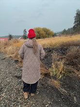 Load image into Gallery viewer, QUILTED JACKET - mushroom