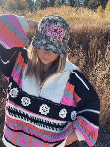 HAPPY CAMPER TRUCKER - pink