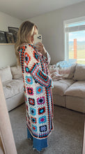 Load image into Gallery viewer, GRANNY SQUARE CROCHET CARDIGAN