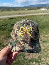 Load image into Gallery viewer, LOVER TRUCKER - yellow