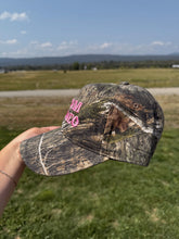 Load image into Gallery viewer, MOM RODEO DAD HAT