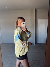 Load image into Gallery viewer, AUGUST PULLOVER - YELLOW